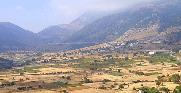 crete2 The White Mountains (Photo: Michaelbrys/flickr)