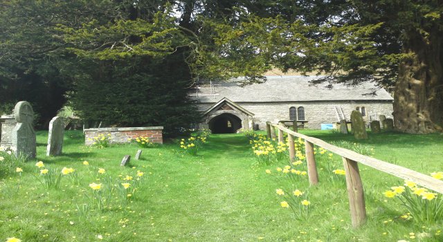 dsc02206-smaller Country church on the way to Hay on Wye
