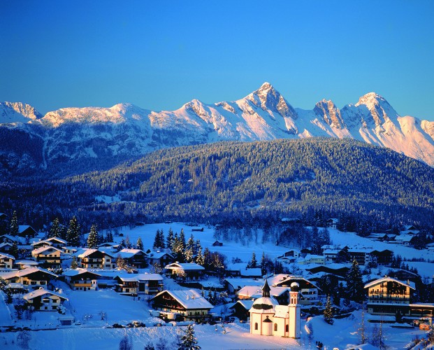 000414_austria_tyrol_View-of-accommodatio-24a042078c97a799ef86f3b069c8c5b3