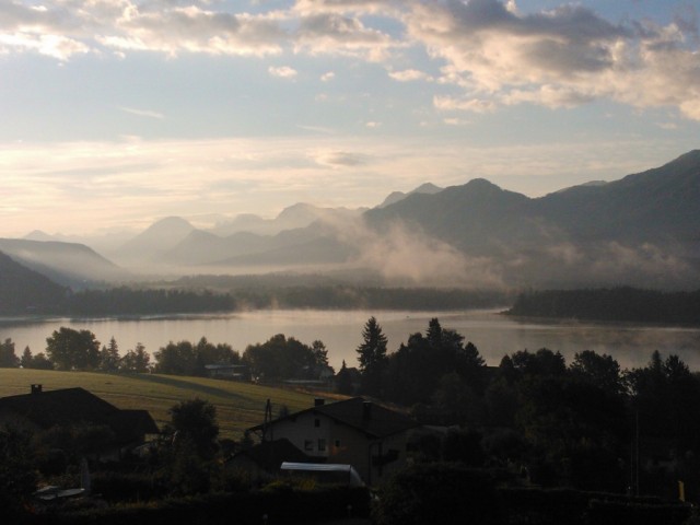 Early morning mist as tour boats prepare for another day of sightseeing tourists.