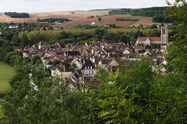 Looking into Noyers sur Serein. Photo: Olivier Letourneux / Flickr.
